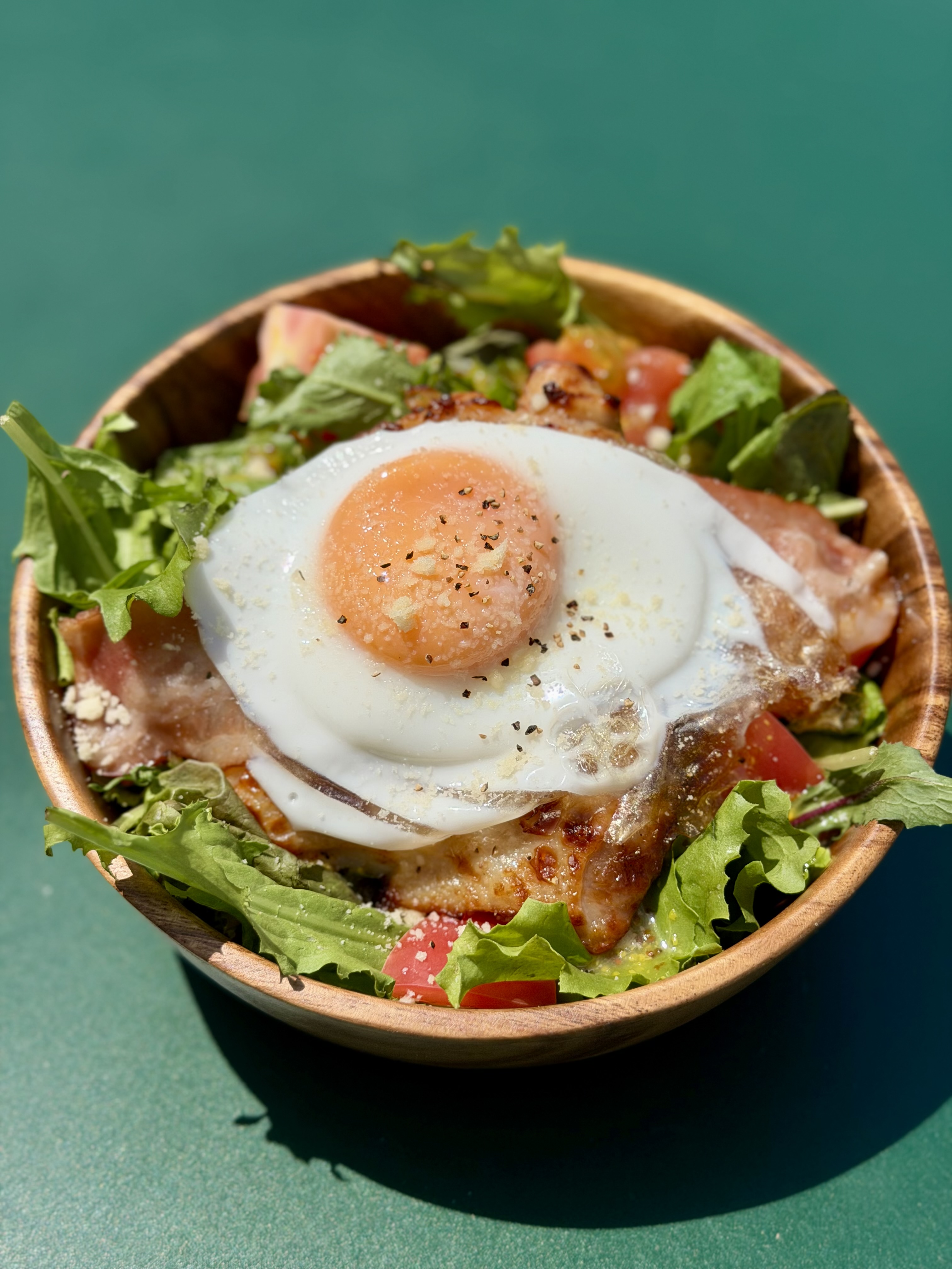 ダークパープル フリルエッジ サラダボウル 大阪なノにわ店 7月新商品 - Boulangerie & Cafe Sunny Side